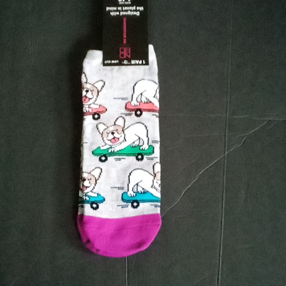 No Boundaries low cut socks